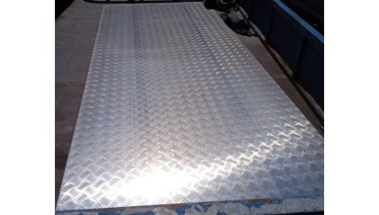 лист алюминиевый рифленый квинтет 1,2 мм ВД1 купить в Самаре