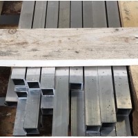 Труба алюминиевая профильная квадратная 40x40x3 мм АД31Т1 ГОСТ 18475-82