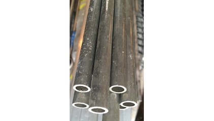 Трубу алюминиевую прессованную 105x5 мм А6 купить в Самаре