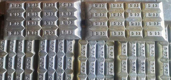 Баббиты оловянные в чушках Б83 ГОСТ 1320-74 фото